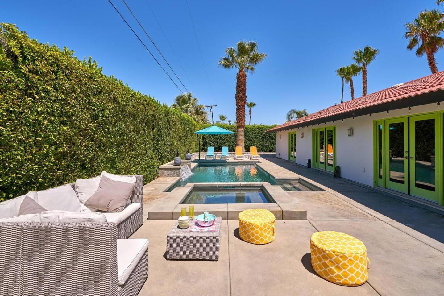 Pineapple Splash! Complete Privacy! Salt Pool! Palm Springs Ngoại thất bức ảnh