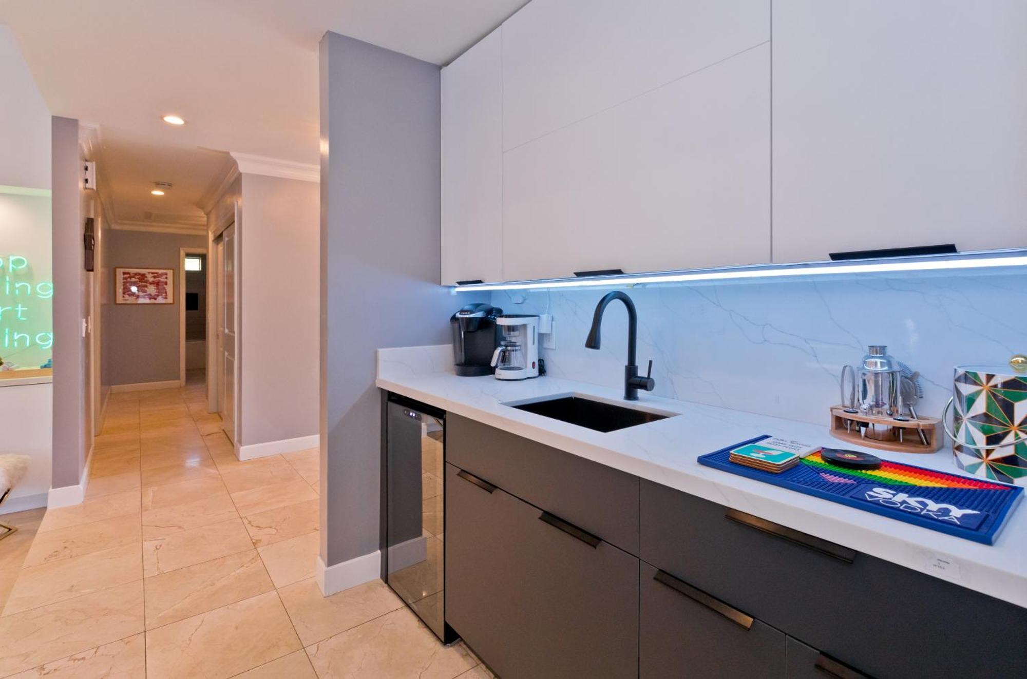 Pineapple Splash! Complete Privacy! Salt Pool! Palm Springs Ngoại thất bức ảnh